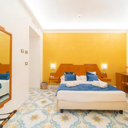 Hotel San Pietro Maiori Esterno foto