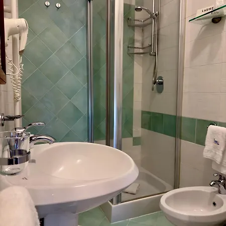 Hotel San Pietro Maiori Esterno foto