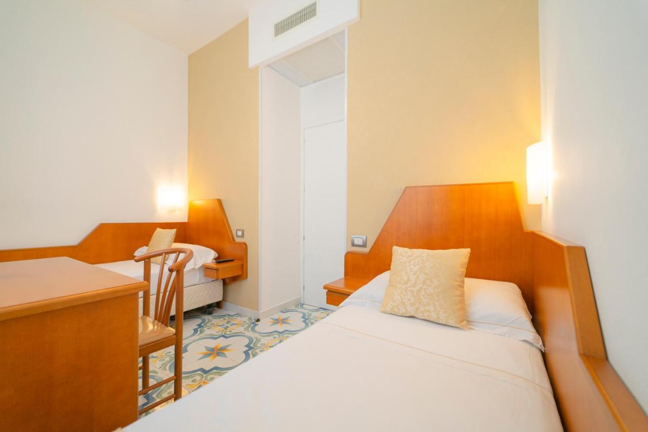 San Pietro 4*